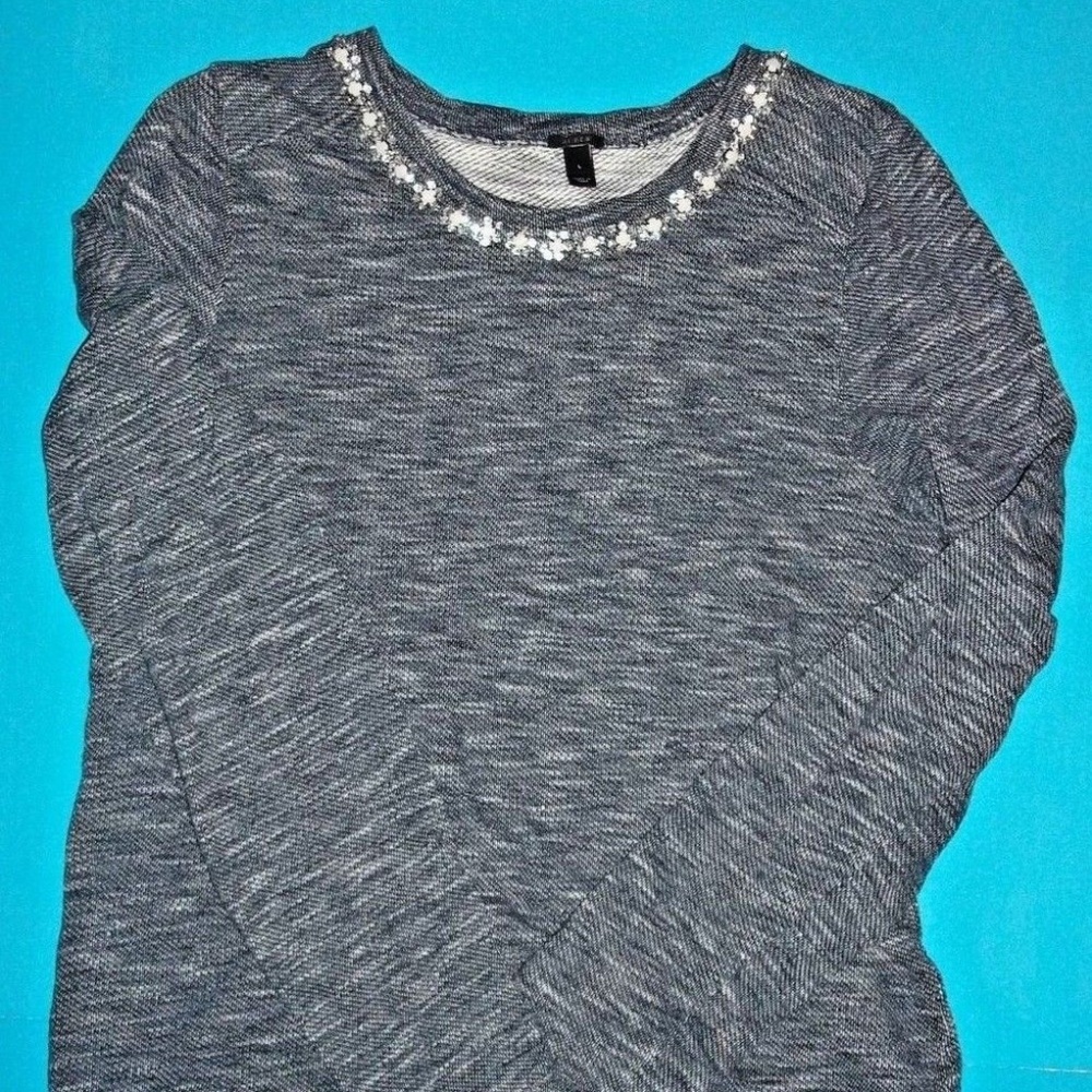 MED J.CREW JEWELED NECKLINE NAVY SWEATSHIRT